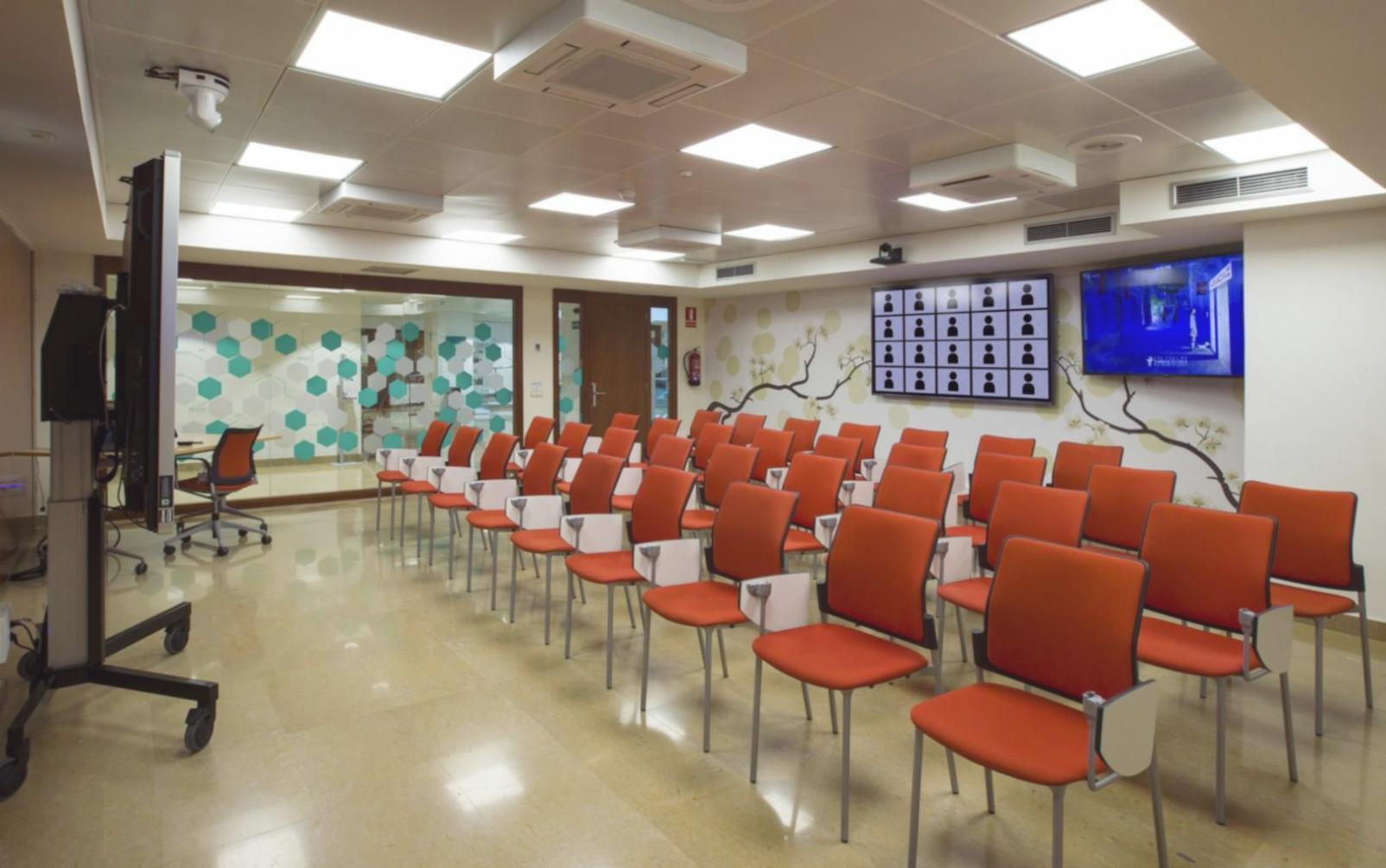 Équipe financière en réunion de stratégie